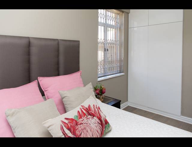 2 BEDROOM APARTMENT FOR SALE IN MORNINGSIDE